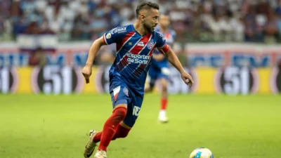 Diante de Ancelotti, Everton Ribeiro se destaca e Bahia derrota o Santos no Brasileirão