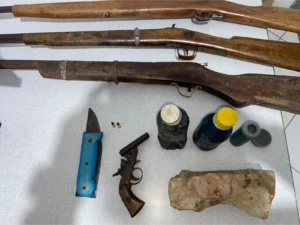 Suspeito de violência contra familiares com uso de arma de fogo é preso no interior da Bahia