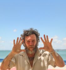 Neste domingo (28), veteranos como Otto, Lirinha e Marcelo Nova cantam Raul Seixas em Salvador