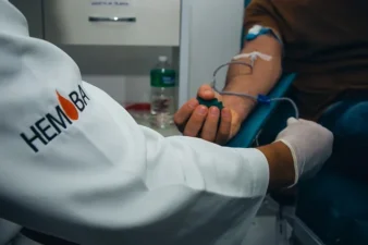 Hemoba marca a Semana do Doador com presença especial de Tony Salles